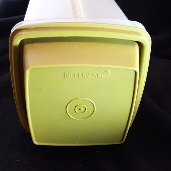 Vintage Tupperware Pick A Deli Pickle Olive Pepper Keeper 1560-2 Green Avocado - Picture 2 of 8